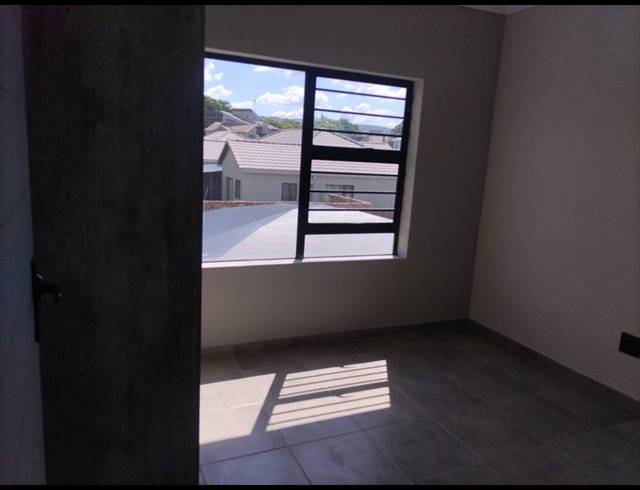 3 BEDROOM HOUSE FOR SALE IN WATERVAL EAST